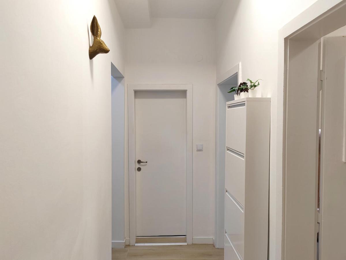 City Sqare Apartment Verde Skopie Exterior foto
